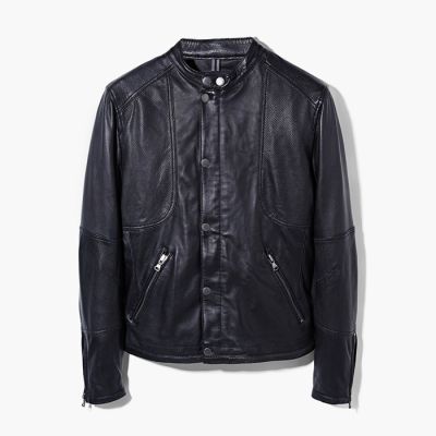 Outlat Grapic Short Sleev Pocket